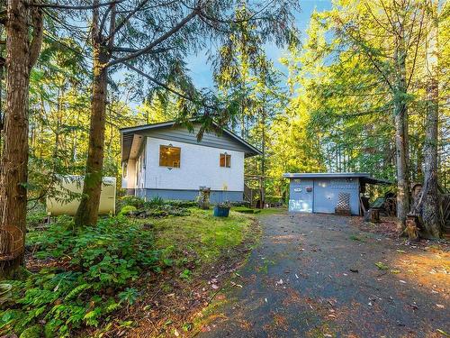 7146 Aulds Rd, Lantzville, BC 