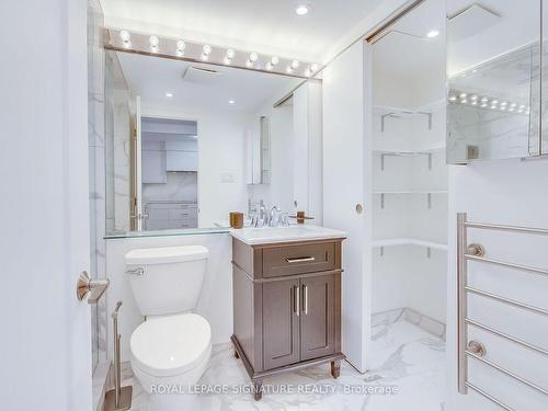 516-95 Prince Arthur Ave, Toronto, ON - Indoor Photo Showing Bathroom