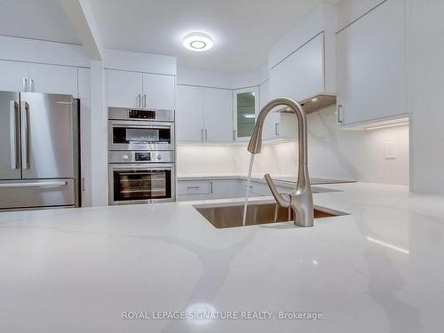 516-95 Prince Arthur Ave, Toronto, ON - Indoor Photo Showing Kitchen With Double Sink