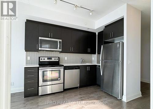 607 - 17 Zorra Street, Toronto, ON - Indoor Photo Showing Kitchen With Upgraded Kitchen