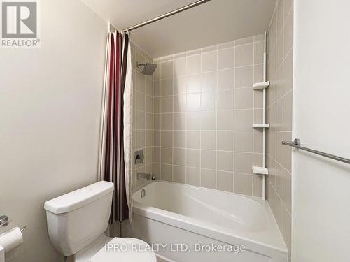 607 - 17 Zorra Street, Toronto, ON - Indoor Photo Showing Bathroom