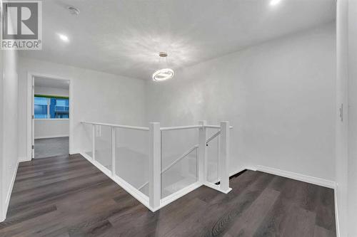 114 Lucas Terrace Nw, Calgary, AB - Indoor Photo Showing Other Room