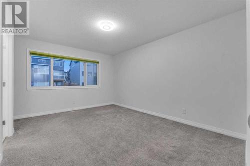 114 Lucas Terrace Nw, Calgary, AB - Indoor Photo Showing Other Room