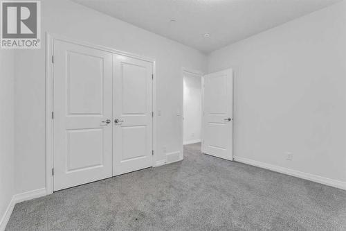 114 Lucas Terrace Nw, Calgary, AB - Indoor Photo Showing Other Room