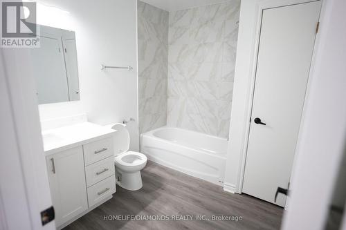 16 Nelson Trail, Welland, ON - Indoor Photo Showing Bathroom