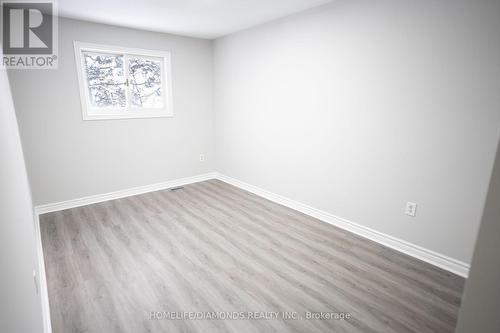 16 Nelson Trail, Welland, ON - Indoor Photo Showing Other Room