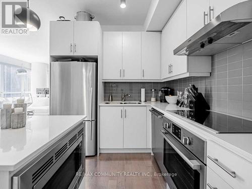 2202 - 1 The Esplanade Street, Toronto, ON - Indoor Photo Showing Kitchen With Stainless Steel Kitchen With Double Sink With Upgraded Kitchen