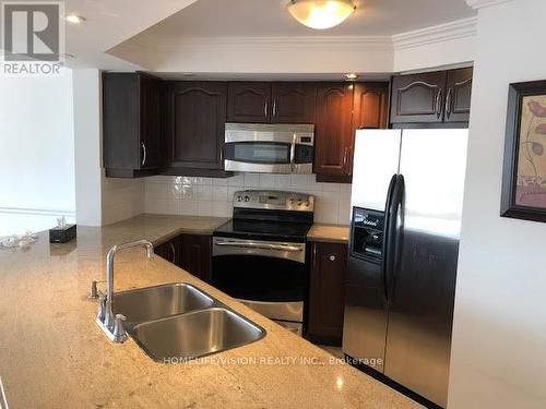 1213 - 5 Northtown Way, Toronto, ON - Indoor Photo Showing Kitchen With Double Sink