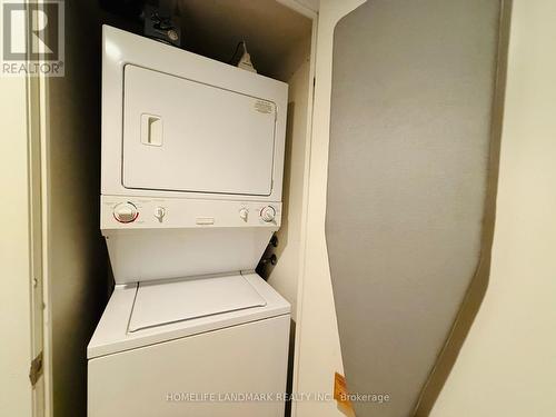 605 - 210 Victoria Street, Toronto, ON - Indoor Photo Showing Laundry Room