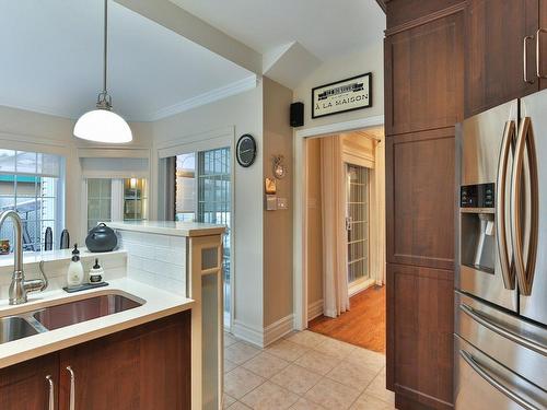 Kitchen - 266 Rue Ste-Thérèse, Saint-Jean-Sur-Richelieu, QC - Indoor Photo Showing Kitchen With Double Sink