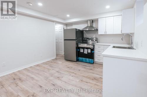 Bsmt - 43 Osgoode Street, Cambridge, ON - Indoor Photo Showing Kitchen