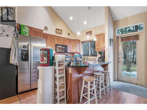 1450 Rose Meadow Drive Unit# 7, West Kelowna, BC - Indoor Photo Showing Kitchen