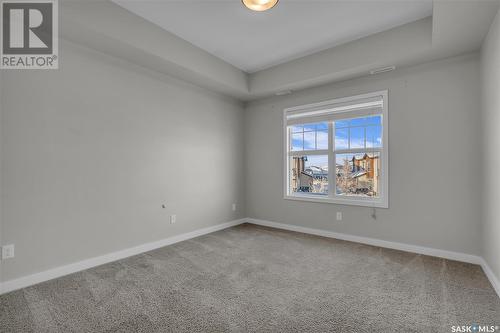 120 2315 Mcclocklin Road, Saskatoon, SK - Indoor Photo Showing Other Room