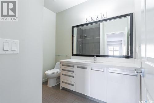 120 2315 Mcclocklin Road, Saskatoon, SK - Indoor Photo Showing Bathroom