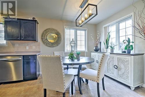 1369 Rendezvous, Windsor, ON - Indoor Photo Showing Dining Room