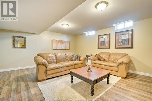 1369 Rendezvous, Windsor, ON - Indoor Photo Showing Living Room