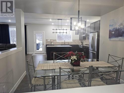 445 Reid Drive, Vanderhoof, BC - Indoor Photo Showing Dining Room