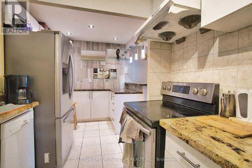 705 - 2542 Argyle Road, Mississauga, ON - Indoor Photo Showing Kitchen