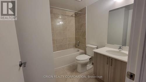 321 - 556 Marlee Avenue, Toronto, ON - Indoor Photo Showing Bathroom