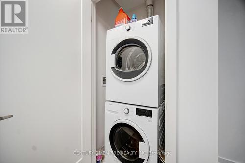 E3 - 20 Palace Street, Kitchener, ON - Indoor Photo Showing Laundry Room