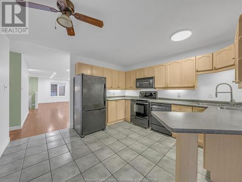 1126 Banwell Road Unit# Main, Windsor, ON - Indoor Photo Showing Kitchen