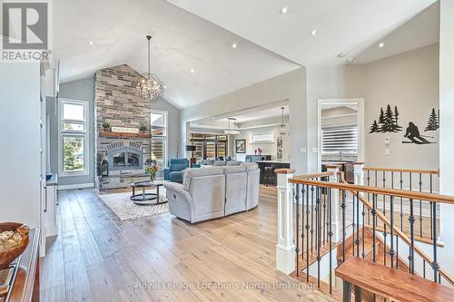 126 West Ridge Drive, Blue Mountains, ON - Indoor With Fireplace