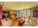 1309 Selkirk Drive, Golden, BC  - Indoor Photo Showing Living Room 