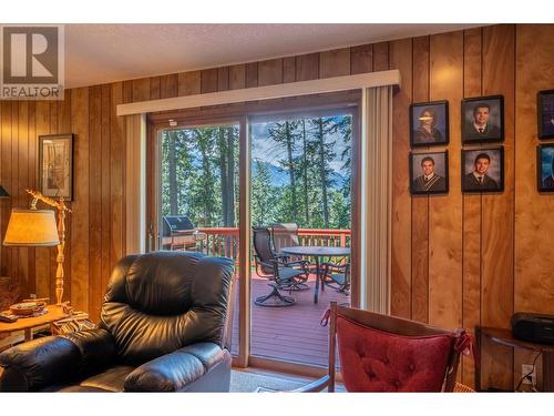 1309 Selkirk Drive, Golden, BC - Indoor