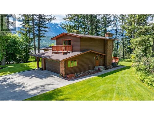 1309 Selkirk Drive, Golden, BC - Outdoor With Deck Patio Veranda