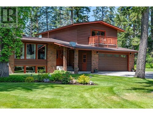 1309 Selkirk Drive, Golden, BC - Outdoor