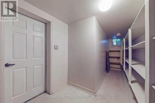 71 Woodgreen Drive, Vaughan, ON - Indoor Photo Showing Other Room