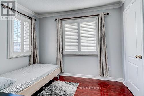 99 Southlake Boulevard, Brampton, ON - Indoor Photo Showing Bedroom