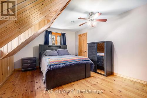 7925 Resolute Way, Ottawa, ON - Indoor Photo Showing Bedroom