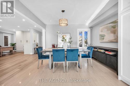 2132 Chatsworth Avenue, Oakville, ON - Indoor Photo Showing Dining Room