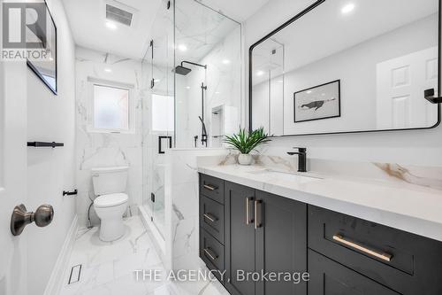 2132 Chatsworth Avenue, Oakville, ON - Indoor Photo Showing Bathroom