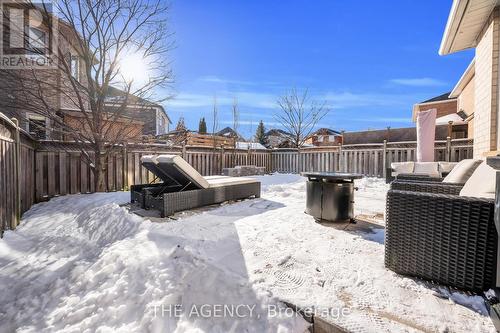 2132 Chatsworth Avenue, Oakville, ON - Outdoor