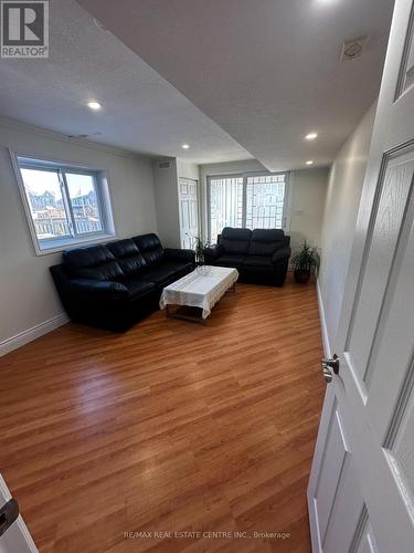 Lowre - 1010 Copper Leaf Crescent, Kitchener, ON - Indoor Photo Showing Other Room