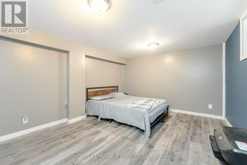 55 Morning Dew Drive, Brantford, ON - Indoor Photo Showing Bedroom