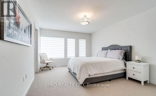 32 Greenwich Avenue, Hamilton, ON - Indoor Photo Showing Bedroom