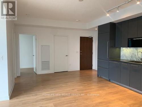 3011 - 115 Mcmahon Drive, Toronto, ON - Indoor Photo Showing Kitchen