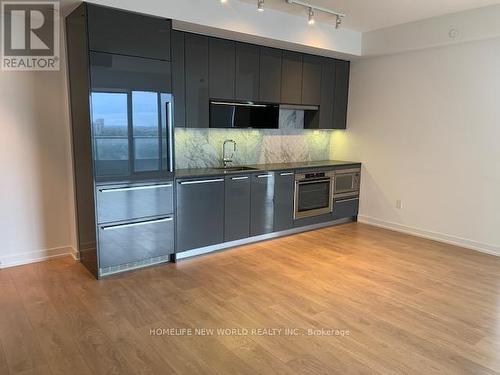 3011 - 115 Mcmahon Drive, Toronto, ON - Indoor Photo Showing Kitchen With Upgraded Kitchen