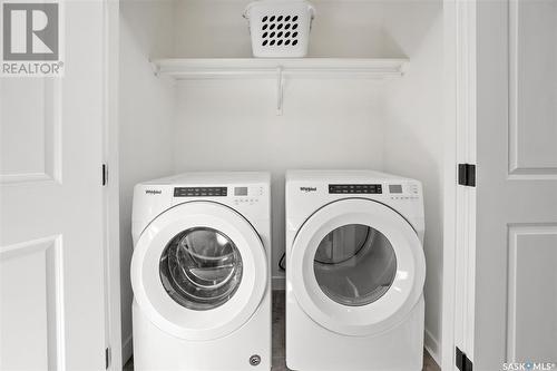 352 Brighton Gate, Saskatoon, SK - Indoor Photo Showing Laundry Room