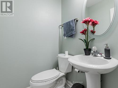 77 White Hill Avenue, Markham, ON - Indoor Photo Showing Bathroom