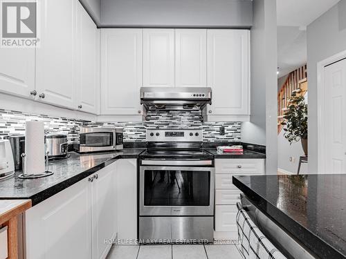 77 White Hill Avenue, Markham, ON - Indoor Photo Showing Kitchen