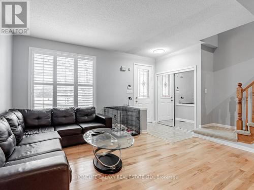 77 White Hill Avenue, Markham, ON - Indoor Photo Showing Living Room