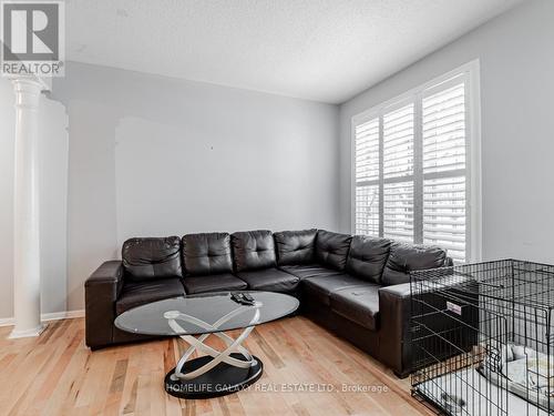 77 White Hill Avenue, Markham, ON - Indoor Photo Showing Living Room