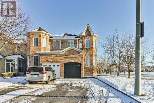 5915 Whitehorn Avenue, Mississauga, ON - Outdoor With Facade