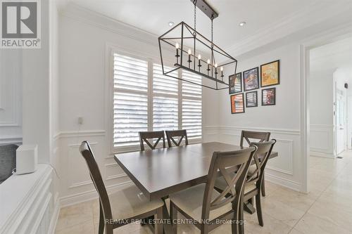 5915 Whitehorn Avenue, Mississauga, ON - Indoor Photo Showing Dining Room