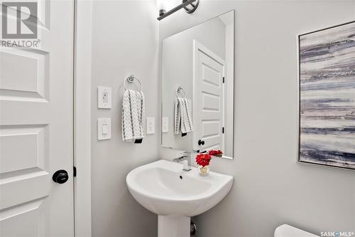 264 Oliver Lane, Martensville, SK - Indoor Photo Showing Bathroom