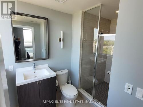 1503 - 18 Graydon Hall Drive, Toronto, ON - Indoor Photo Showing Bathroom